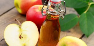 Ljekovita moć jabučnog octa: Čisti kosu i uklanja bradavice Ljekovita moć jabučnog octa: Čisti kosu i uklanja bradavice - featured image