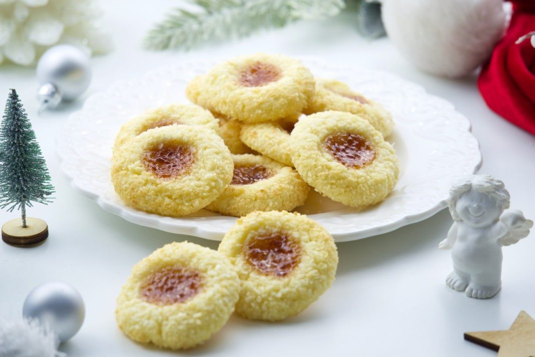 Keksići sa kokosom i pekmezom - featured image Keksići sa kokosom i pekmezom - featured image