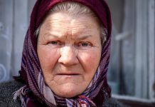 Kada vas odrasla deca ne poštuju i ignorišu, preuzmite ovih 7 koraka: Videćete kako se stvari menjaju Kada vas odrasla deca ne poštuju i ignorišu, preuzmite ovih 7 koraka: Videćete kako se stvari menjaju - featured image