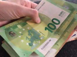 Najbogatiji znak u decembru: Stiže šleper para – nova poslovna šansa kuca na vrata, tvrde astrolozi Najbogatiji znak u decembru: Stiže šleper para - nova poslovna šansa kuca na vrata, tvrde astrolozi - featured image