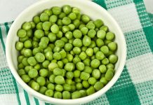 Smrznuti grašak mnogi kuhaju potpuno pogrešno: Evo kako treba, brže bude gotov i daleko je ukusniji Smrznuti grašak mnogi kuhaju potpuno pogrešno: Evo kako treba, brže bude gotov i daleko je ukusniji - featured image
