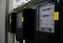 Ko je veći potrošač struje u vašem domu — mašina za pranje veša ili frižider Ko je veći potrošač struje u vašem domu — mašina za pranje veša ili frižider - featured image