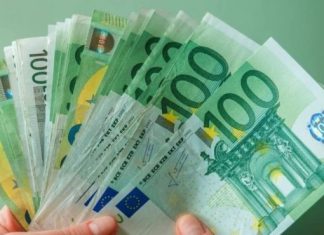 4 znaka u 2026. razbijaće se od para: Obuzeće ih bogatstvo i sreća 4 znaka u 2026. razbijaće se od para: Obuzeće ih bogatstvo i sreća - featured image