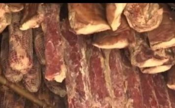 Evo koliko suho meso zaista smije da stoji u frižideru! Svi prave ogromnu grešku, a nisu ni svjesni Evo koliko suho meso zaista smije da stoji u frižideru! Svi prave ogromnu grešku, a nisu ni svjesni - featured image