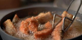 Kada pržite ribu, ubacite ovaj 1 sastojak u tiganj: Neprijatni mirisi nestaju, a ukus je fantastičan Kada pržite ribu, ubacite ovaj 1 sastojak u tiganj: Neprijatni mirisi nestaju, a ukus je fantastičan - featured image