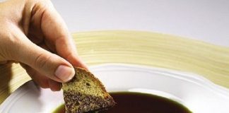 LAKŠE NE MOŽE: Ovo ulje liječi mokraćne kanale, jača srce, ali i čisti cijelo tijelo! LAKŠE NE MOŽE: Ovo ulje liječi mokraćne kanale, jača srce, ali i čisti cijelo tijelo! - featured image