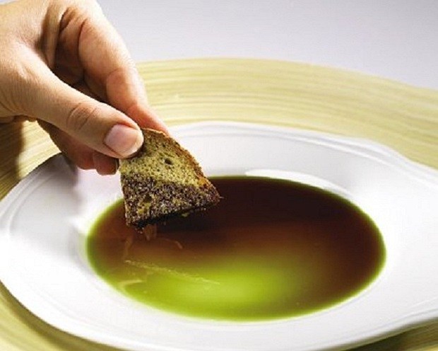 LAKŠE NE MOŽE: Ovo ulje liječi mokraćne kanale, jača srce, ali i čisti cijelo tijelo! - featured image LAKŠE NE MOŽE: Ovo ulje liječi mokraćne kanale, jača srce, ali i čisti cijelo tijelo! - featured image