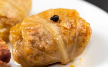 Samo ovako se pravi zaprška za sarmu: Kuharica otkriva caku da bude onako “baš po ukusu” Samo ovako se pravi zaprška za sarmu: Kuharica otkriva caku da bude onako “baš po ukusu” - featured image