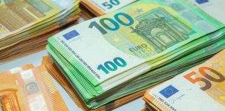 Novac stiže za 4 znaka: Evo ko će dobiti pare do 17. januara, tvrde astrolozi Novac stiže za 4 znaka: Evo ko će dobiti pare do 17. januara, tvrde astrolozi - featured image