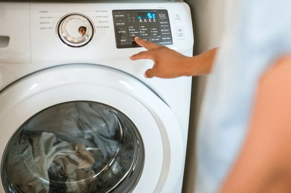 Nikako veš u mašini ne perite na 30 ili 40°C: Stručnjaci objasnili zašto je to greška - featured image Nikako veš u mašini ne perite na 30 ili 40°C: Stručnjaci objasnili zašto je to greška - featured image