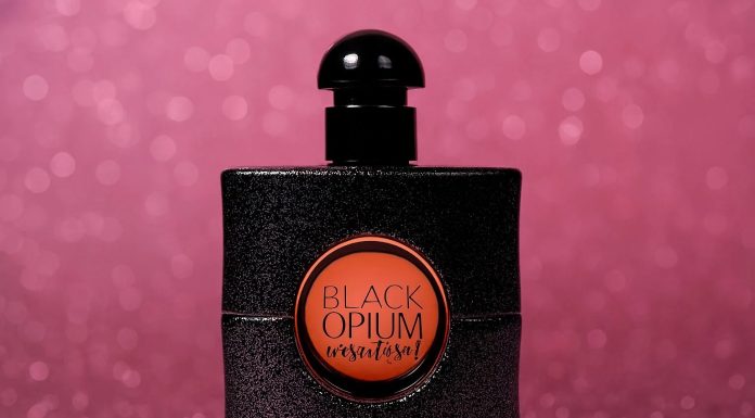 Ovaj ženski parfem je zvanično proglašen najboljim svih vremena – i naše žene ga obožavaju Ovaj ženski parfem je zvanično proglašen najboljim svih vremena – i naše žene ga obožavaju - featured image