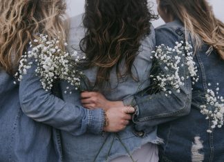 Koja žena vam deluje najopasnije? Odgovor otkriva da li vas se drugi potajno pribojavaju Koja žena vam deluje najopasnije? Odgovor otkriva da li vas se drugi potajno pribojavaju - featured image