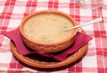 Kafanska teleća čorba: Zaseniće sve koje ste do sad probali! (RECEPT) Kafanska teleća čorba: Zaseniće sve koje ste do sad probali! (RECEPT) - featured image