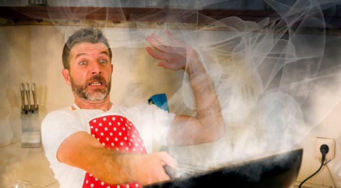 Dogodi se i najboljima, a očistiti zagorjele posude i nije takav problem uz ove trikove Dogodi se i najboljima, a očistiti zagorjele posude i nije takav problem uz ove trikove - featured image