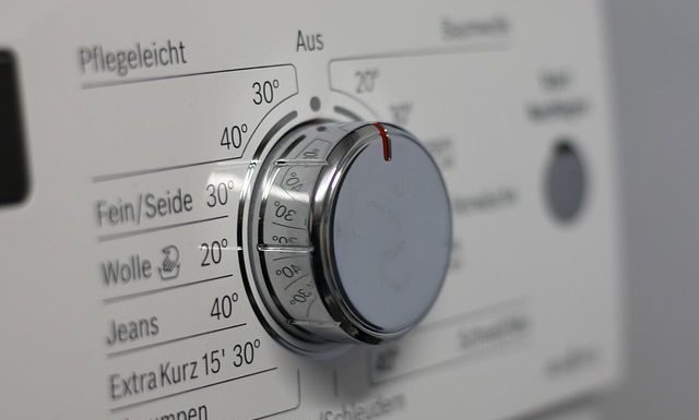 Stavite 1 sastojak u veš mašinu i podesite program na 60°C: Izbaciće sve nečistoće i prati kao nova Stavite 1 sastojak u veš mašinu i podesite program na 60°C: Izbaciće sve nečistoće i prati kao nova - featured image