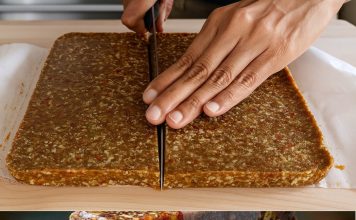 Ove proteinske pločice su fantastične! Super jednostavne za napraviti i tako zdrave – savršene za energiju prije povratka u školu! 💪🏽 ✅👇👇 Ove proteinske pločice su fantastične! Super jednostavne za napraviti i tako zdrave – savršene za energiju prije povratka u školu! 💪🏽 ✅👇👇 - featured image