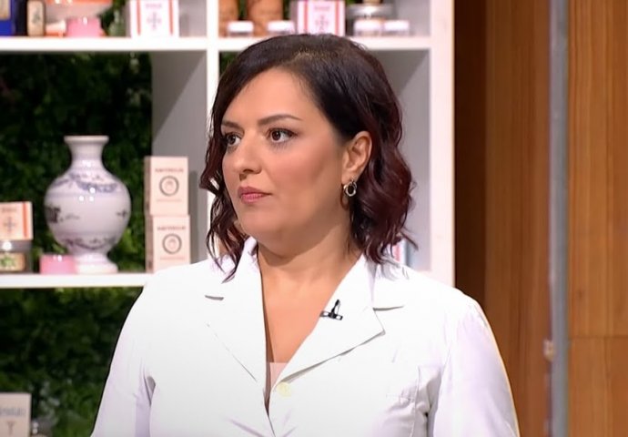 SODA BIKARBONA JE SPAS ZA STOMAK, ALI SAMO AKO SE KORISTI OVAKO: Dr Sanja otkrila jedini ispravan način - featured image SODA BIKARBONA JE SPAS ZA STOMAK, ALI SAMO AKO SE KORISTI OVAKO: Dr Sanja otkrila jedini ispravan način - featured image