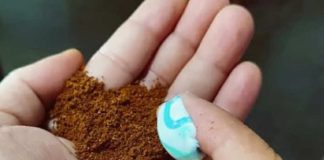 UMRO BIH I NE BIH ZNAO! Pomiješajte kavu s pastom za zube i prestanite trošiti novac na pijaci.. UMRO BIH I NE BIH ZNAO! Pomiješajte kavu s pastom za zube i prestanite trošiti novac na pijaci.. - featured image