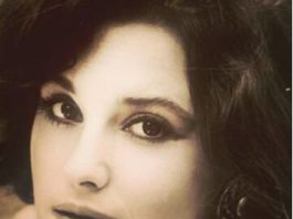 Znate li ko je žena sa slike iz 1991. godine: Nećete nikad pogoditi – danas jedna od napopularnijih u Srbiji… Znate li ko je žena sa slike iz 1991. godine: Nećete nikad pogoditi – danas jedna od napopularnijih u Srbiji… - featured image