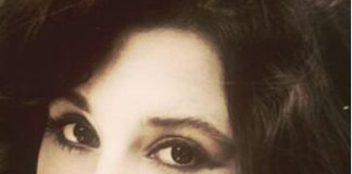 Znate li ko je žena sa slike iz 1991. godine: Nećete nikad pogoditi – danas jedna od napopularnijih u Srbiji… Znate li ko je žena sa slike iz 1991. godine: Nećete nikad pogoditi – danas jedna od napopularnijih u Srbiji… - featured image