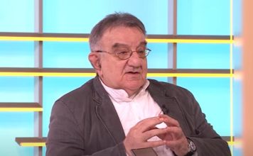 Jabukovo sirće može da spreči nadutost i ubrza rad creva, a svi ga pogrešno pijemo: Dr Perišić otkrio najbolji način Jabukovo sirće može da spreči nadutost i ubrza rad creva, a svi ga pogrešno pijemo: Dr Perišić otkrio najbolji način - featured image
