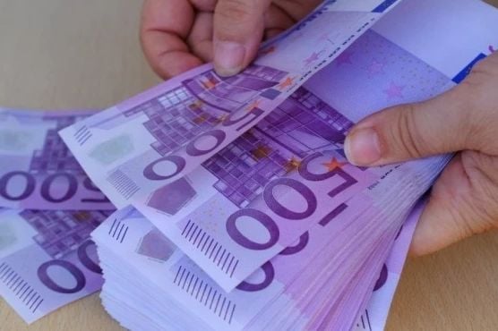 Konačno se rješavaju dugova koji su ih gušili: Od aprila ova 4 znaka okreću novi list, a pare stižu - featured image Konačno se rješavaju dugova koji su ih gušili: Od aprila ova 4 znaka okreću novi list, a pare stižu - featured image