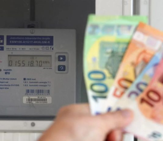 EUROPSKA BANKA POSLALA VAŽNO UPOZORENJE: OVO JE NAJMANJI IZNOS GOTOVINE KOJU TREBATE IMATI KOD KUĆE EUROPSKA BANKA POSLALA VAŽNO UPOZORENJE: OVO JE NAJMANJI IZNOS GOTOVINE KOJU TREBATE IMATI KOD KUĆE - featured image