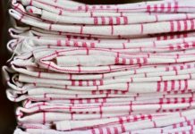 Kad god želi da izbijeli krpe, ubaci ovaj 1 sastojak u veš mašinu: Nakon pranja su kao nove Kad god želi da izbijeli krpe, ubaci ovaj 1 sastojak u veš mašinu: Nakon pranja su kao nove - featured image