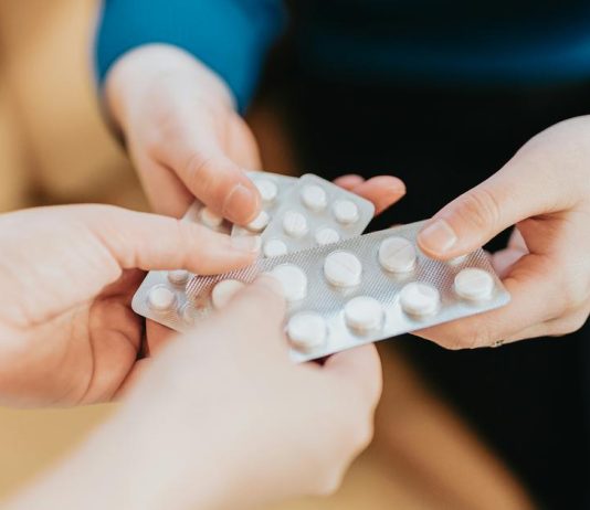 Što će se dogoditi ako popijete lijek kojemu je istekao rok trajanja? Što će se dogoditi ako popijete lijek kojemu je istekao rok trajanja? - featured image