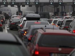 ZABORAVITE NA PEČATE, ALI SE NAORUŽAJTE STRPLJENJEM! Ovo vas čeka svaki put kada krenete u Evropu – SPREMITE ŽIVCE! ZABORAVITE NA PEČATE, ALI SE NAORUŽAJTE STRPLJENJEM! Ovo vas čeka svaki put kada krenete u Evropu – SPREMITE ŽIVCE! - featured image