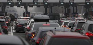 ZABORAVITE NA PEČATE, ALI SE NAORUŽAJTE STRPLJENJEM! Ovo vas čeka svaki put kada krenete u Evropu – SPREMITE ŽIVCE! ZABORAVITE NA PEČATE, ALI SE NAORUŽAJTE STRPLJENJEM! Ovo vas čeka svaki put kada krenete u Evropu – SPREMITE ŽIVCE! - featured image