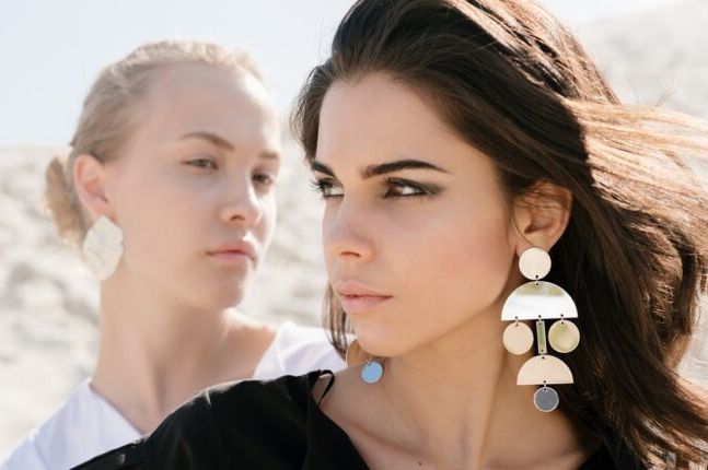 Ovo su 4 najljubomornija horoskopska znaka: S njima je nemoguće biti u vezi - featured image Ovo su 4 najljubomornija horoskopska znaka: S njima je nemoguće biti u vezi - featured image