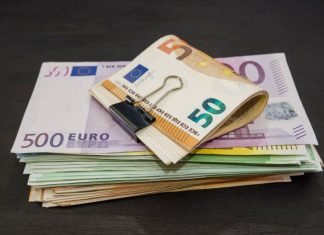 3 znaka se bogate od 5. aprila: Stiže tornado para kakav se ne viđa 3 znaka se bogate od 5. aprila: Stiže tornado para kakav se ne viđa - featured image