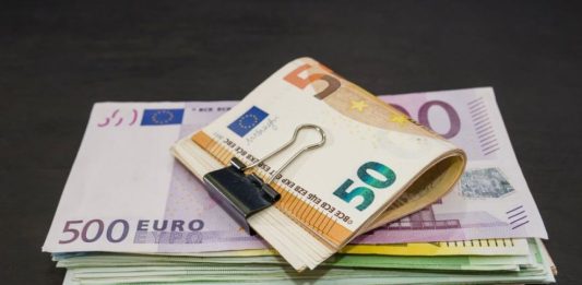 3 znaka se bogate od 10. aprila: Stiže tornado para kakav se ne viđa 3 znaka se bogate od 5. aprila: Stiže tornado para kakav se ne viđa - featured image