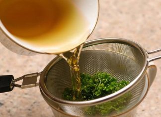 KAKO NAPRAVITI ČAJ OD PERŠUNA KOJI TOPI KILOGRAME: Pije se samo 5 dana, a rezultati su fantastični (RECEPT) KAKO NAPRAVITI ČAJ OD PERŠUNA KOJI TOPI KILOGRAME: Pije se samo 5 dana, a rezultati su fantastični (RECEPT) - featured image