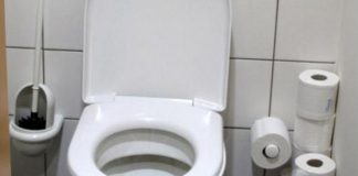 Ne kupujem skupe kuglice i gelove za wc tokom cijele godine: Ova stvarčica osigurat će da toalet blista i miriše i do 70 dana! Ne kupujem skupe kuglice i gelove za wc tokom cijele godine: Ova stvarčica osigurat će da toalet blista i miriše i do 70 dana! - featured image