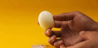 Mukama je došao kraj: Jednostavan trik za savršeno guljenje tvrdo kuhanih jaja Mukama je došao kraj: Jednostavan trik za savršeno guljenje tvrdo kuhanih jaja - featured image