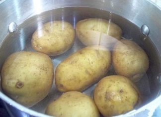 ŽENE ZAPIŠITE OVAJ RECEPT: Voda od kuhanog krompira će rešiti vaš najveći problem! ŽENE ZAPIŠITE OVAJ RECEPT: Voda od kuhanog krompira će rešiti vaš najveći problem! - featured image