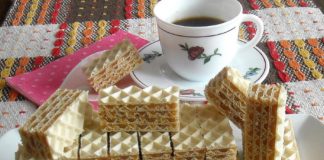 PROVJEREN RECEPT: Oblande sa orasima, keksom i čokoladom PROVJEREN RECEPT: Oblande sa orasima, keksom i čokoladom - featured image