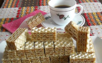PROVJEREN RECEPT: Oblande sa orasima, keksom i čokoladom PROVJEREN RECEPT: Oblande sa orasima, keksom i čokoladom - featured image