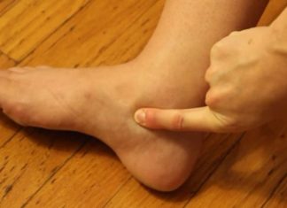 OTEKLE SU VAM NOGE? 3 PUTA DANAS POPIJTE OVAJ NAPITAK I problem riješen: Prirodni lijek koji pomaže, ubrzava metabolizam, IZBACUJE VODU! OTEKLE SU VAM NOGE? 3 PUTA DANAS POPIJTE OVAJ NAPITAK I problem riješen: Prirodni lijek koji pomaže, ubrzava metabolizam, IZBACUJE VODU! - featured image