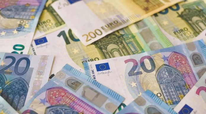 Od 1. avgusta stiže finansijski preokret: Ova 3 znaka očekuju novac i iznenađenja Od 1. avgusta stiže finansijski preokret: Ova 3 znaka očekuju novac i iznenađenja - featured image