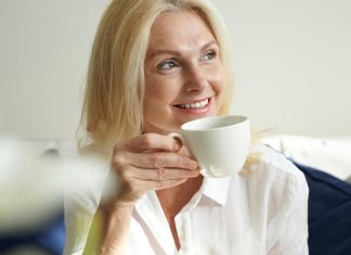Dva ključna vitamina koja mnogima nedostaju nakon pedesete Dva ključna vitamina koja mnogima nedostaju nakon pedesete - featured image