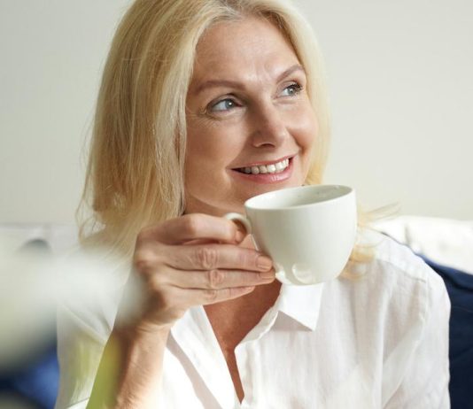 Dva ključna vitamina koja mnogima nedostaju nakon pedesete Dva ključna vitamina koja mnogima nedostaju nakon pedesete - featured image
