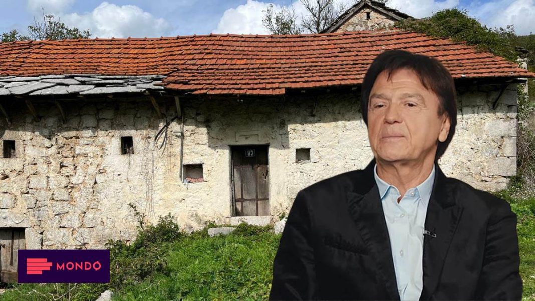 Ovo je zaboravljena kuća Zdravko Čolić: Urušen krov i korov svuda oko nje, rođak iznio istinu o porijeklu porodice - featured image Ovo je zaboravljena kuća Zdravko Čolić: Urušen krov i korov svuda oko nje, rođak iznio istinu o porijeklu porodice - featured image