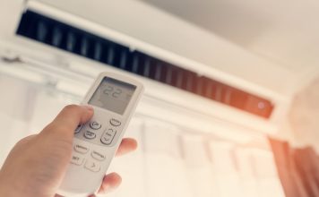 Dugme na klimi koje skoro niko ne koristi: Jedan klik uklanja buđ, neprijatne mirise i prljavštinu Dugme na klimi koje skoro niko ne koristi: Jedan klik uklanja buđ, neprijatne mirise i prljavštinu - featured image