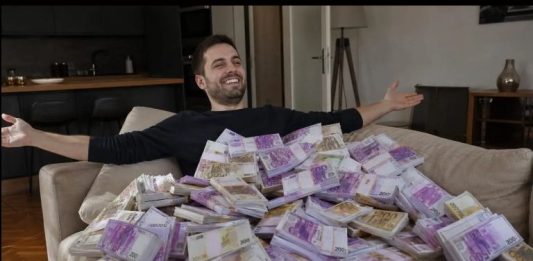 1 znak ulazi u najsretniju deceniju o kakvoj nije smio ni da mašta, a novac i moć su tek početak 1 znak ulazi u najsretniju deceniju o kakvoj nije smio ni da mašta, a novac i moć su tek početak - featured image