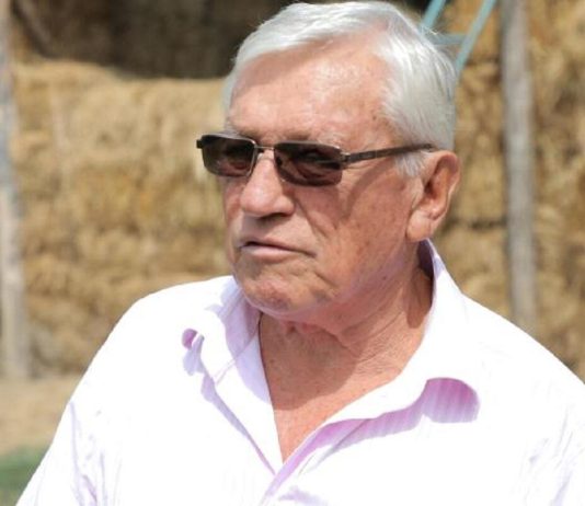 Milanče je tokom ratnih godina u svoju kuću u Bariču primio ženu sa decom koji su ostali bez ičega: Nakon 40 godina prima poziv koji tera suze na oči Milanče je tokom ratnih godina u svoju kuću u Bariču primio ženu sa decom koji su ostali bez ičega: Nakon 40 godina prima poziv koji tera suze na oči - featured image
