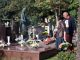 Dijani se slošilo NA GROBU ĆERKE LANE, u pomoć joj pritrčao nepoznat stranac, a onda… U sekundi se SKAMENILA! Dijani se slošilo NA GROBU ĆERKE LANE, u pomoć joj pritrčao nepoznat stranac, a onda... U sekundi se SKAMENILA! - featured image