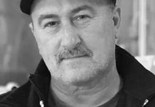 Otac petoro djece umro nakon svađe na pijaci: Rasprava počela zbog trimera, pa ga pregazili kombijem Otac petoro djece umro nakon svađe na pijaci: Rasprava počela zbog trimera, pa ga pregazili kombijem - featured image